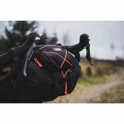 Restrap BAR BAG Large Sacoche Rouleau Avec Sac Fourre-tout 14L Et Food Pouch 3L 13 Restrap BAR BAG Large Sacoche Rouleau Avec Sac Fourre-tout 14L Et Food Pouch 3L -Accessoires Vélo Soldes 777CEF344C4814EDCB7B2D15FA8E8581