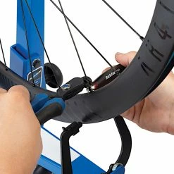 Park Tool CSH-1 Pince à Rayons Support De Rayons -Accessoires Vélo Soldes 838CA26505482BDBC4C0A4DCCB54D783