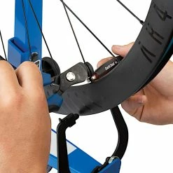 Park Tool CSH-1 Pince à Rayons Support De Rayons -Accessoires Vélo Soldes 978C8620B57C8C941C2D277E182F01EB