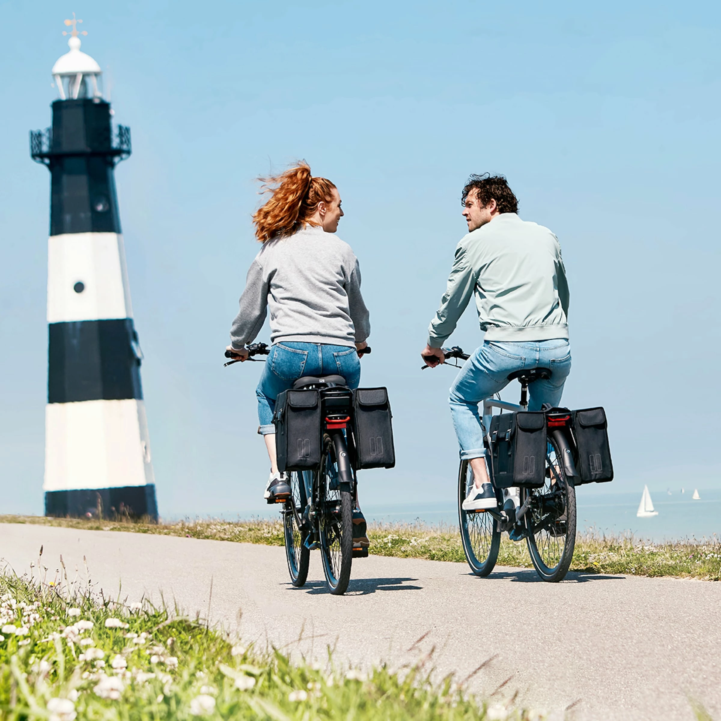 BASIL Tour Waterproof Double Pannier Bag MIK Double Sacoche Porte-bagages 7 BASIL Tour Waterproof Double Pannier Bag MIK Double Sacoche Porte-bagages – Image 7